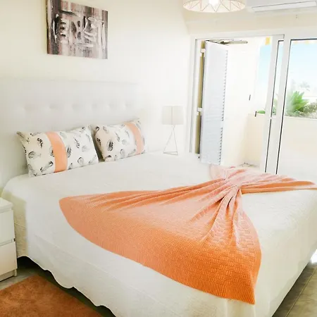 Palmeira Gale Διαμέρισμα Αλμπουφέιρα